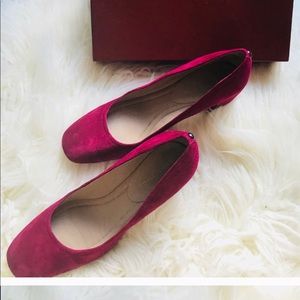 5 PAIRS!! GREAT CLOSET BUILDER! 1 PAIR WORTH $225